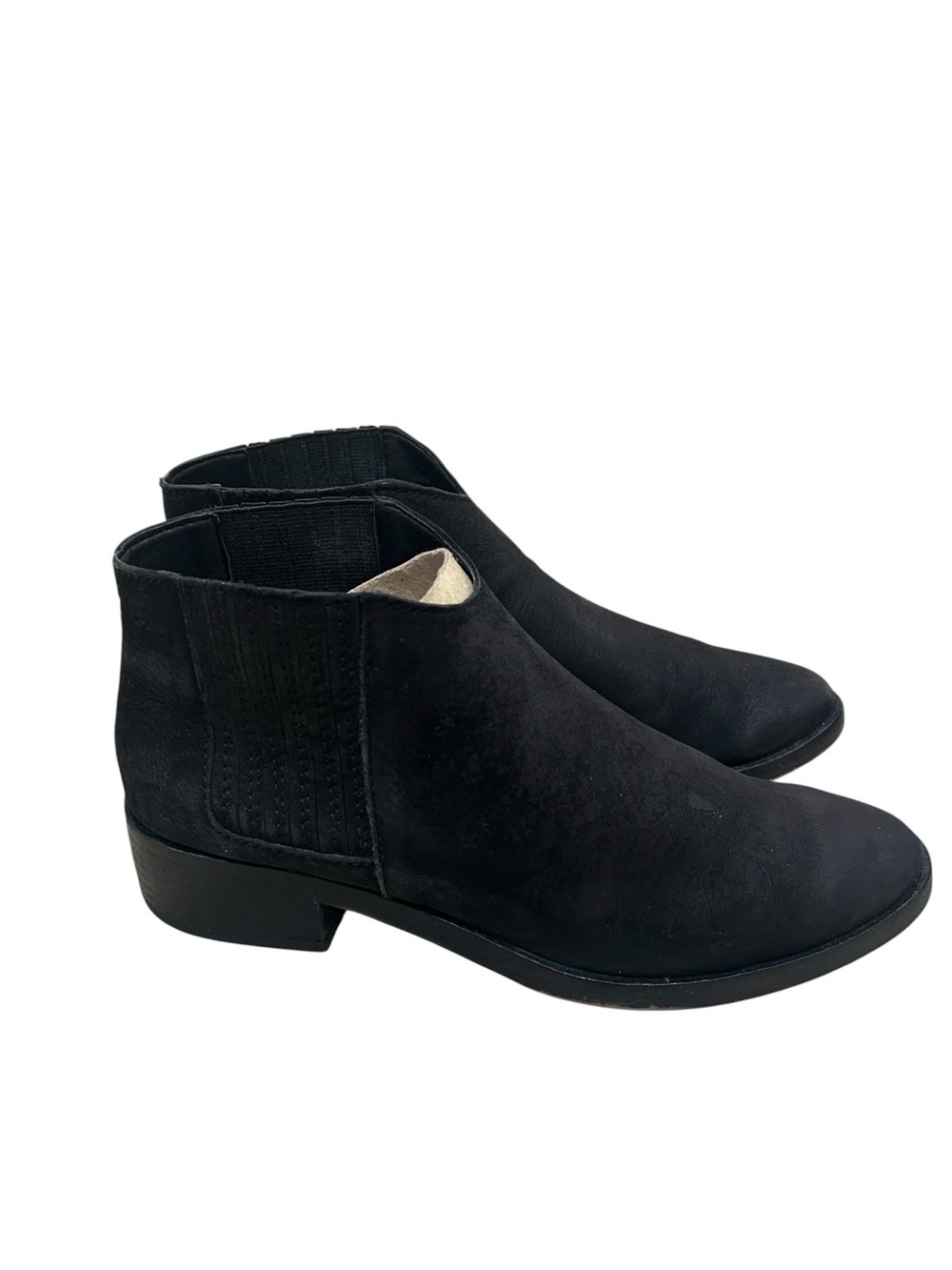 Dolce Vita Towne onyx nubuck Black Suede Ankle Booties pull on in box size 8